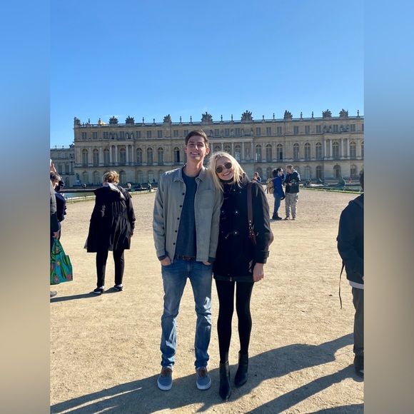 Meet your Posher, Lo - Picture 1 of 1